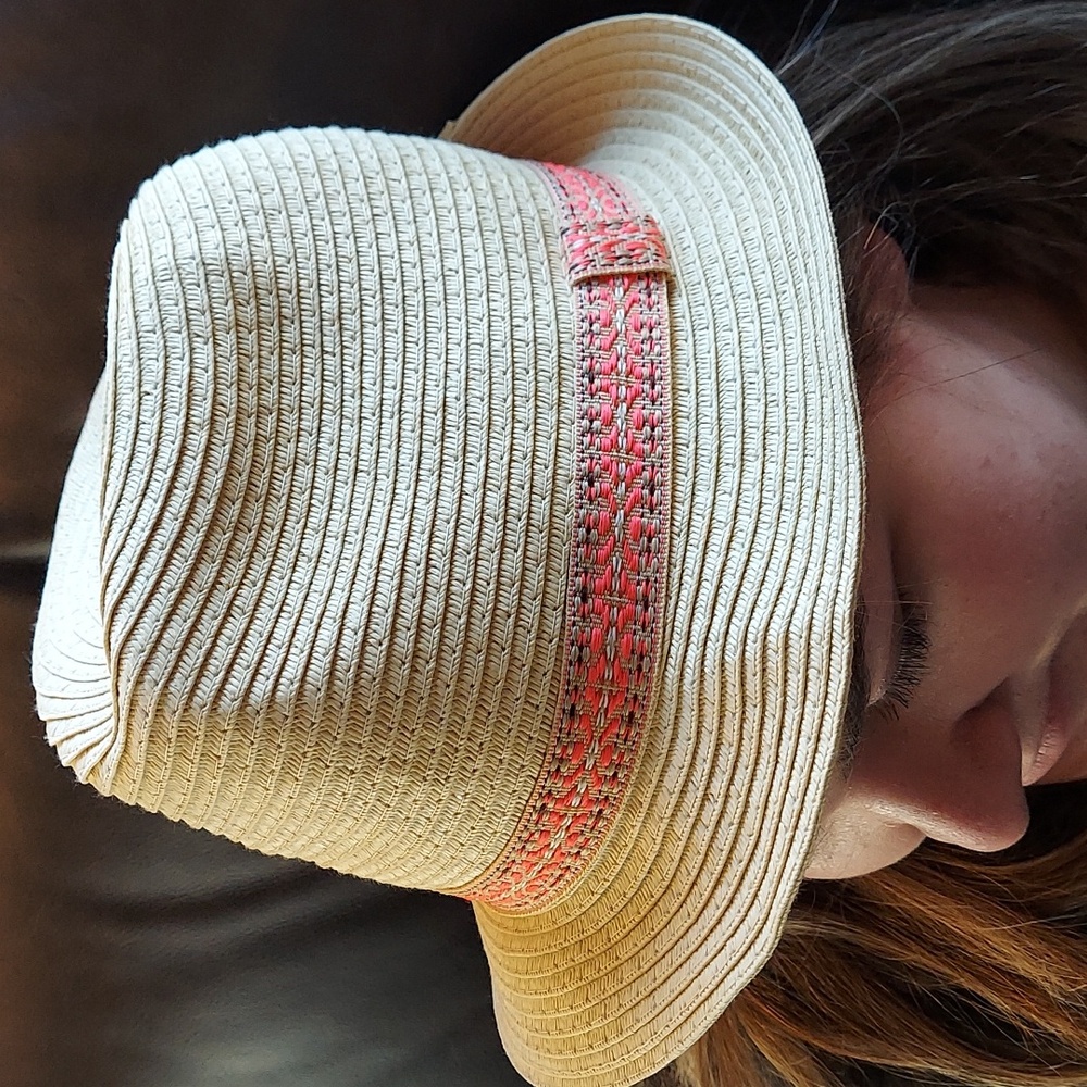 * Fedora Women's Summer Straw Hat Tan with Coral Multi Band, Like New
